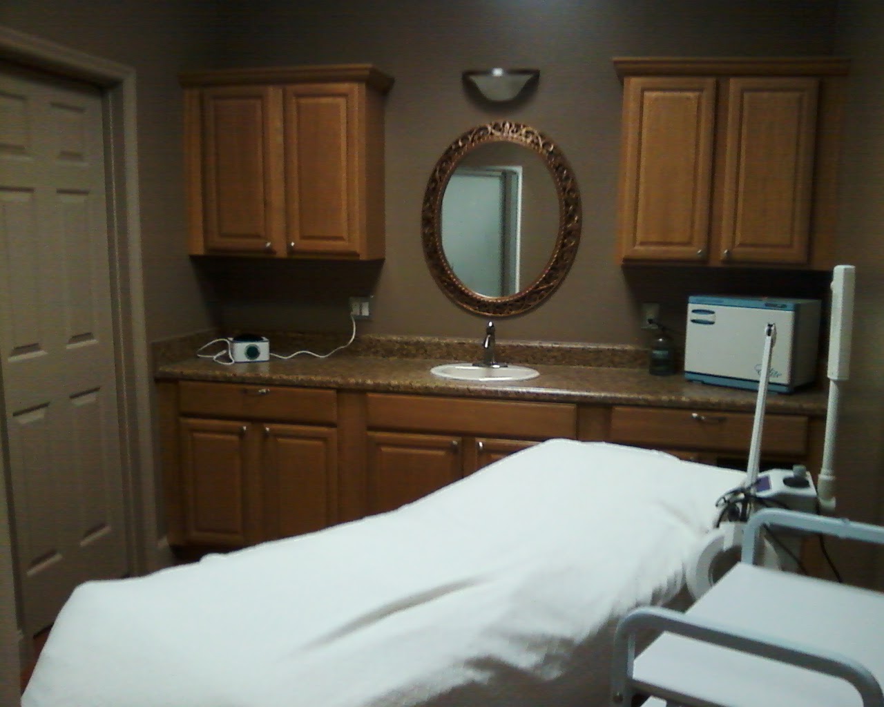 Nail Boutique Salon & Day Spa nail photo 2